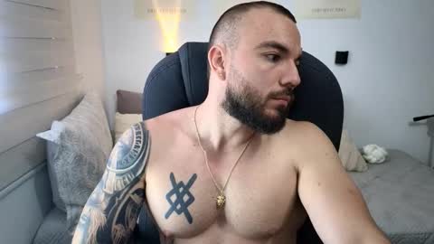 Isaac carter online show from September 24, 11:30 am