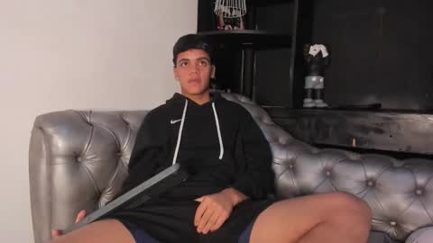 Isaac  online show from November 29, 8:55 pm