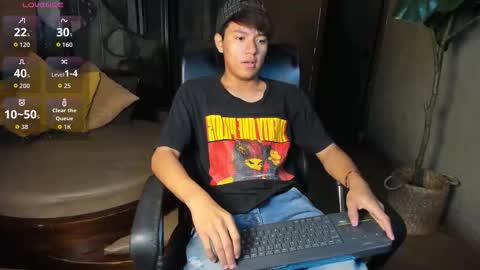 isaac_grimm online show from February 26, 3:30 am