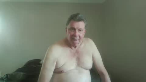 island625103 online show from October 2, 5:50 pm