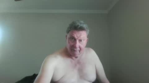 island625103 online show from October 9, 7:30 pm