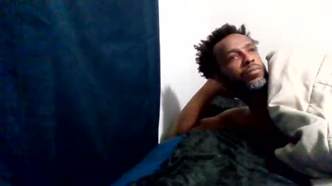 islandmaker online show from November 20, 9:08 am