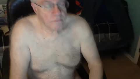 islesman22 online show from February 5, 10:19 am