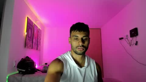 CALL ME GEO online show from March 11, 12:00 am