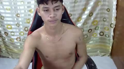 itzme_john online show from March 22, 9:20 pm