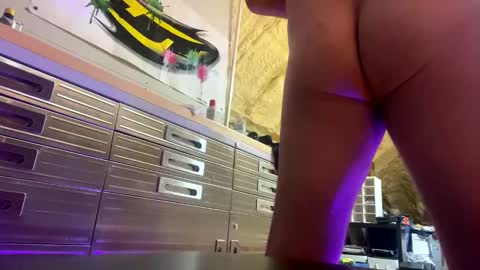 That  Guy  online show from September 28, 3:48 am