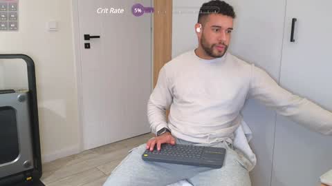 Izaak online show from January 11, 10:18 pm