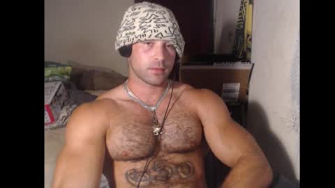 izak144 online show from November 7, 1:53 am