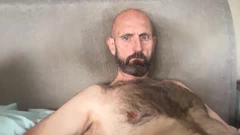 izzysboytoy1 online show from May 14, 12:25 pm