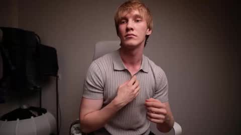 Danny online show from December 19, 8:00 am