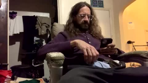 Snapshot of j_boogie_mane chatting on October 31, 5:20 am j boogie online show from October 31, 5:20 am