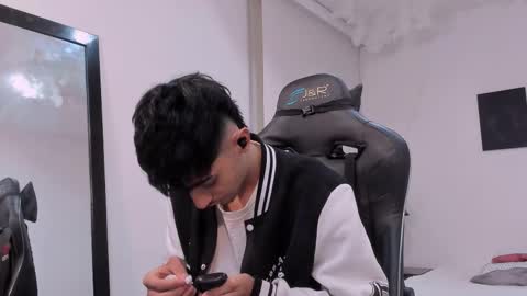 j_martony online show from January 12, 12:31 pm