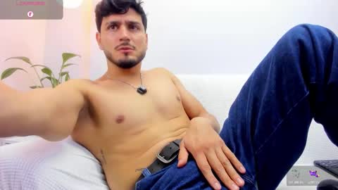 Snapshot of jaackdick_ chatting on October 23, 1:14 pm jack online show from October 23, 1:14 pm