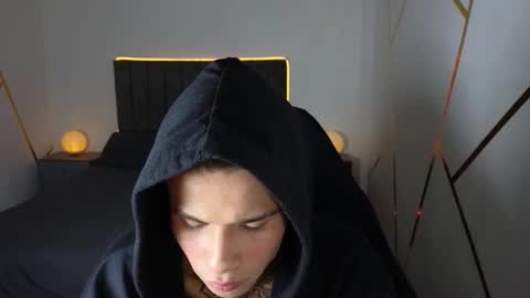 jack_dairo online show from March 4, 11:45 pm