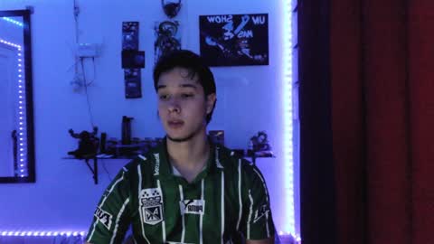 J online show from December 30, 7:04 am