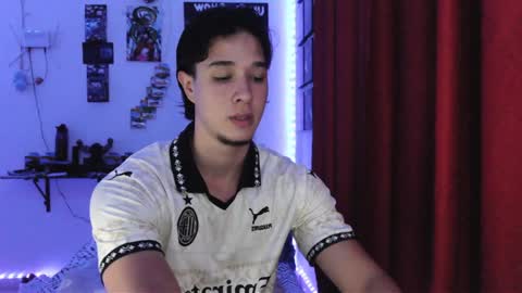 J online show from December 10, 6:01 am