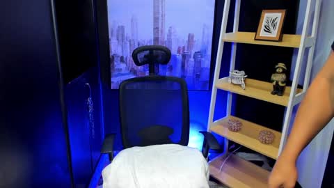 Jack White online show from January 10, 3:50 am