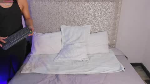 Jack White online show from February 13, 4:00 am