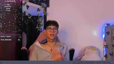 Jackson online show from December 3, 11:44 pm