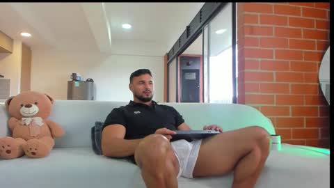 Jackson Wayne online show from January 19, 1:35 pm