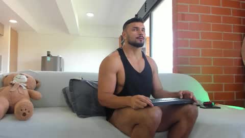 Jackson Wayne online show from November 30, 2:41 pm