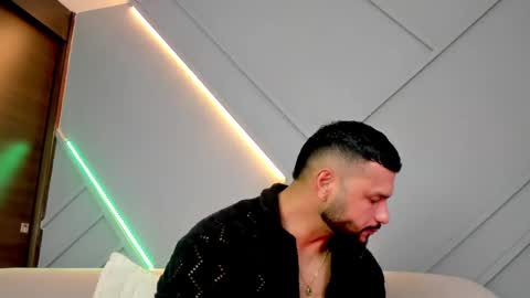 Jackson Wayne online show from March 12, 11:53 am