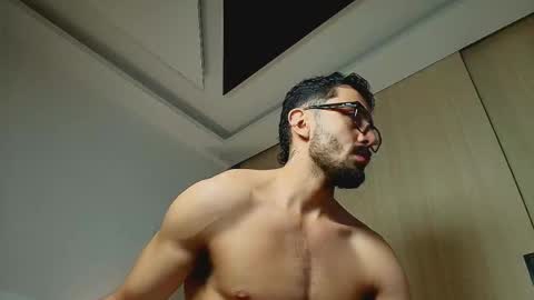 jacob__adams online show from December 20, 4:19 am