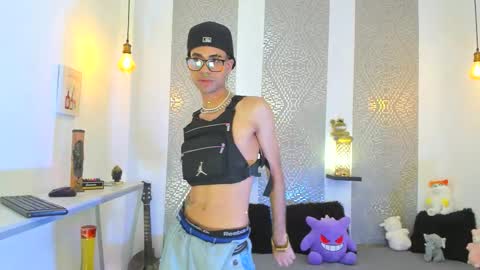 jacob_blackwell online show from November 25, 10:45 pm