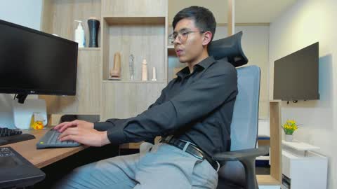 Jacob Evans online show from January 5, 11:12 pm