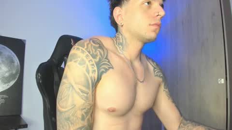 jacobb116 online show from October 14, 12:28 am