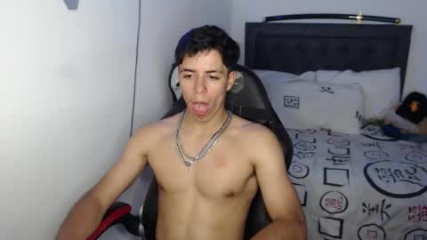 Jacobbakerr online show from April 6, 4:57 am