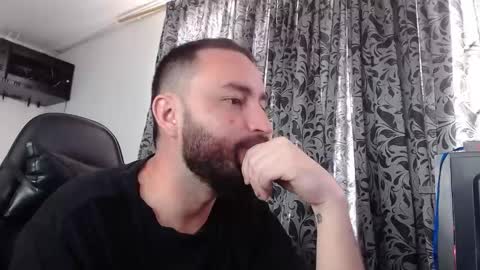 Snapshot of jacobkingd chatting on February 18, 5:44 pm jacobkingd online show from February 18, 5:44 pm