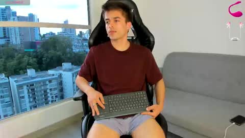 JACOB STONES online show from November 2, 10:03 pm