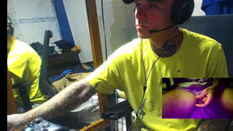 showingitoff online show from September 24, 1:05 am