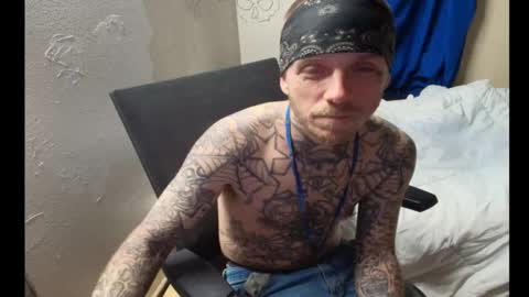 showingitoff online show from February 21, 7:20 am