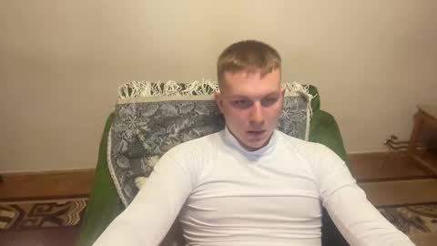 Max online show from November 11, 8:14 pm