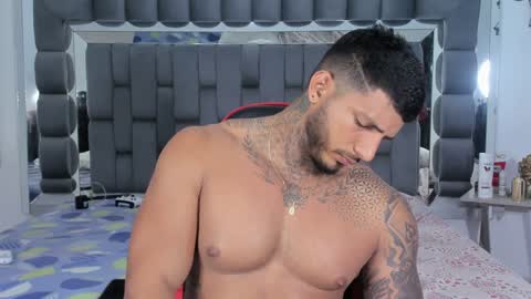 my name is sebas If you come here dont hesitate to say hello Im a guy who really likes having conversations and having hot online show from February 7, 1:47 am