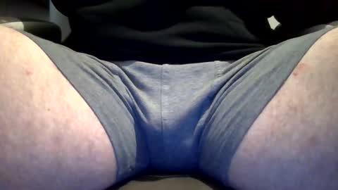 jakieg010 online show from March 3, 4:09 am