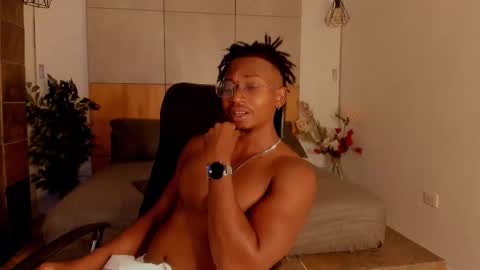   online show from October 8, 4:17 am