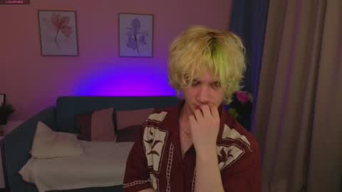 JameMiller online show from April 15, 8:42 pm