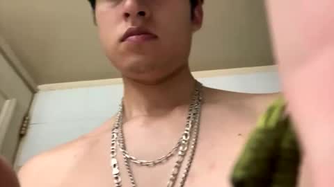 james2002og online show from December 19, 1:46 am