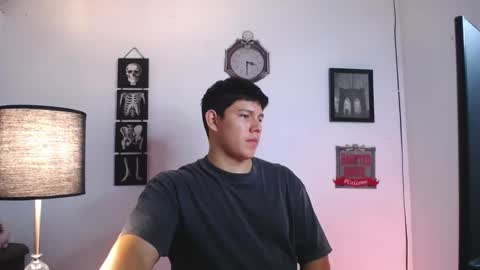 james_cr online show from October 24, 2:46 am