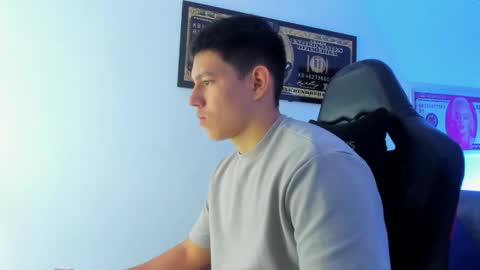 james_cr online show from February 28, 1:47 pm