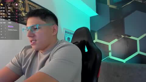 james_cr online show from September 11, 3:05 am