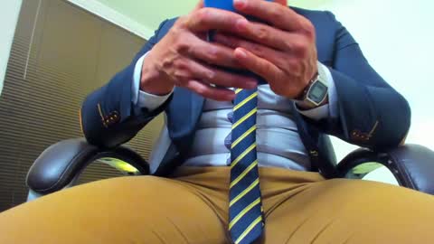 James online show from January 11, 9:46 pm