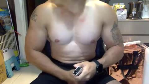 jamesmo820913 online show from October 25, 4:03 am