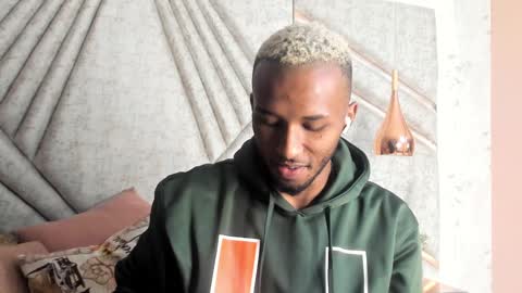 James  online show from December 2, 11:21 am