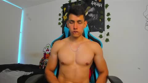 Jamess hott online show from February 13, 1:59 pm