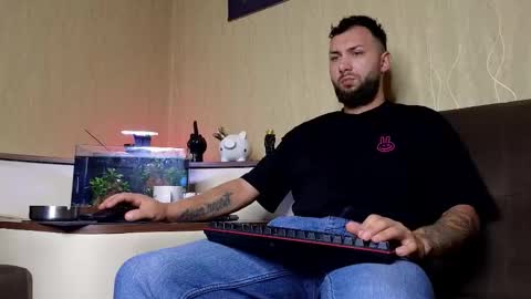 Robbie online show from September 19, 7:53 am