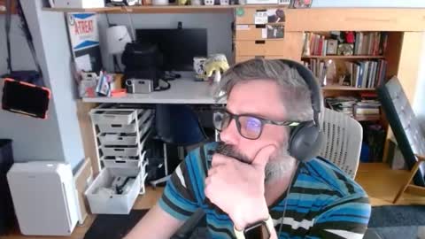 jareth_returns online show from February 22, 9:05 pm